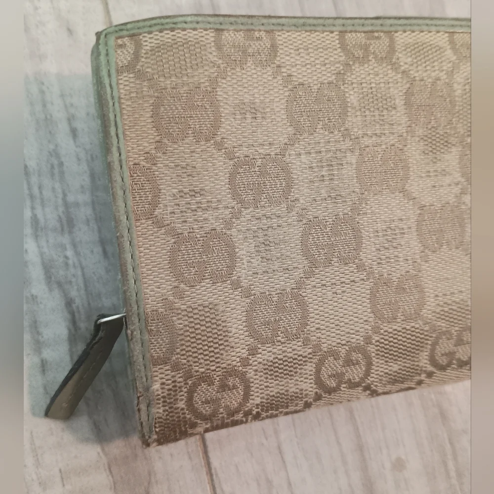 Authentic GUCCI Brown Gold Monogram leather bag bifold D Ring wallet - Picture 7 of 16